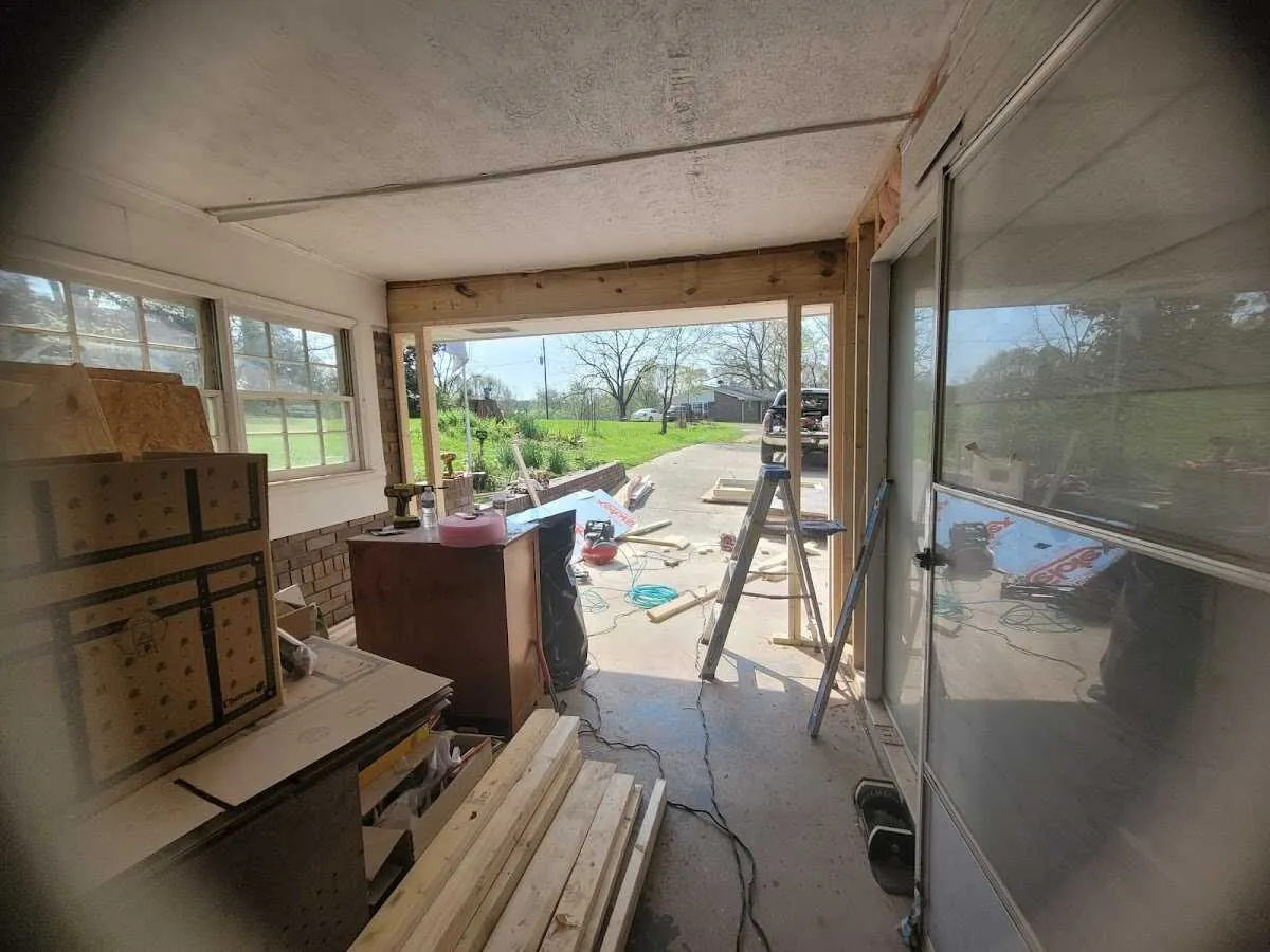 Air movers and dehumidifier for Water Mitigation Services in Sedalia